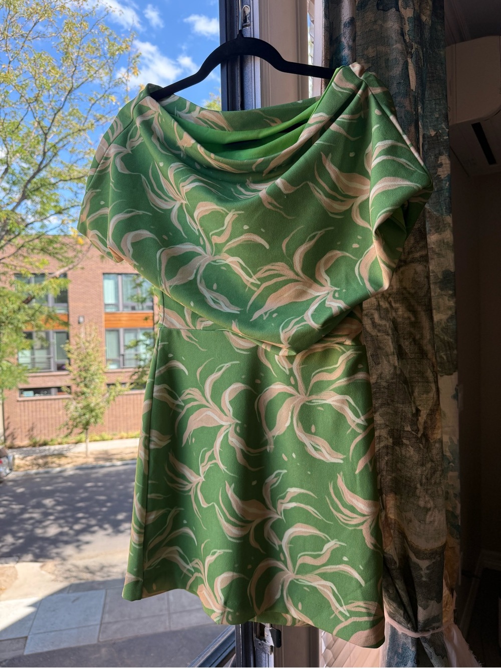 Alexis Admor Green Suri Draped One-Shoulder Dress - XSmall